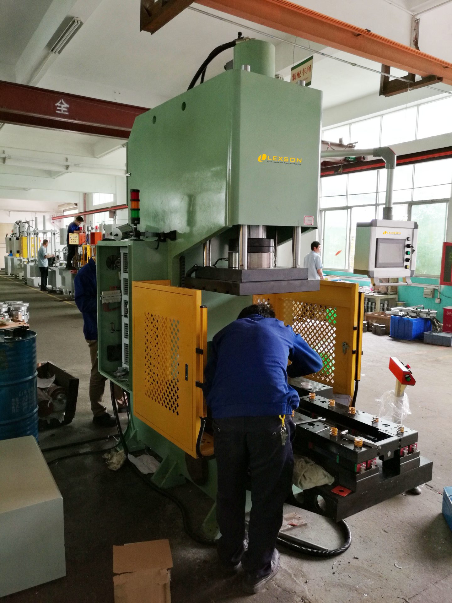 custom-made-C-frame-30-ton- hydraulic-press-machine