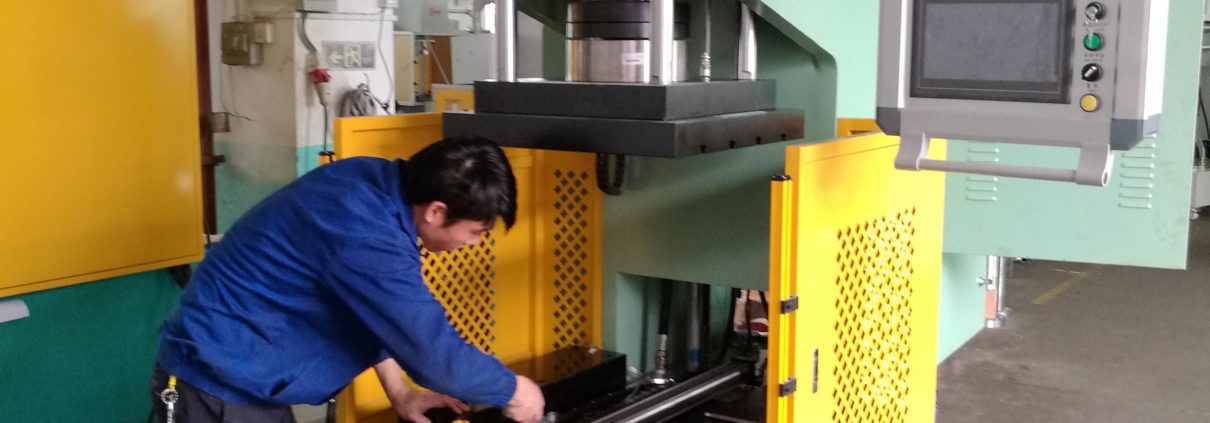 C frame 30 ton hydraulic press machine