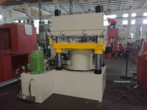 500 ton jigsaw puzzle die cutting machine